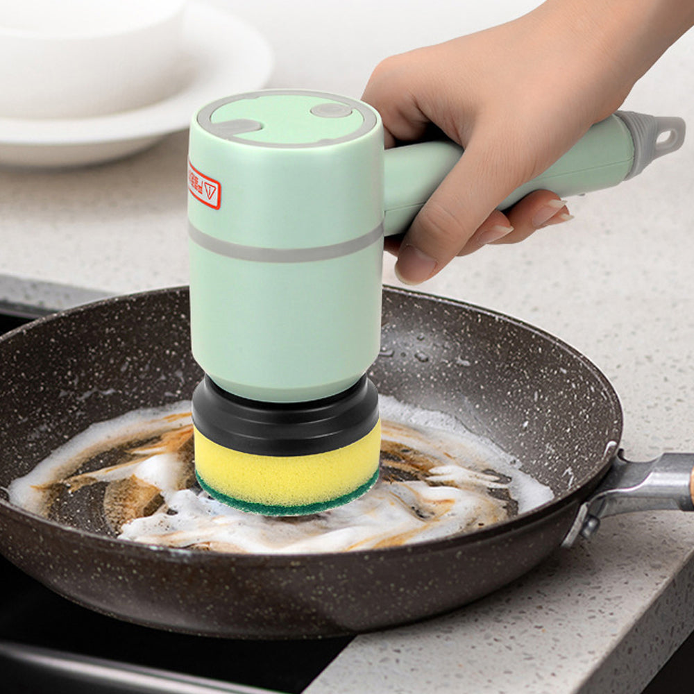 Automatic rotation for deep and powerful cleaning.